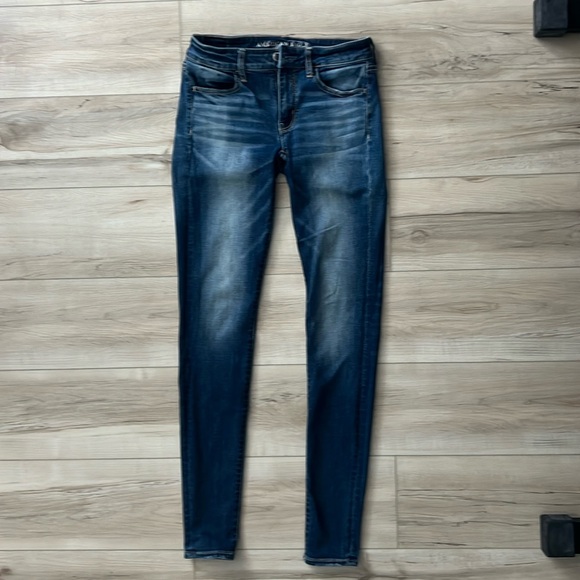 Distressed Medium Blue Size 6 X-long American Eagle Outfitter Jeggings - Picture 1 of 9